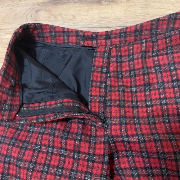 J. Crew Red Plaid Wool Blend Pants Sz 4 - Picture 14 of 15